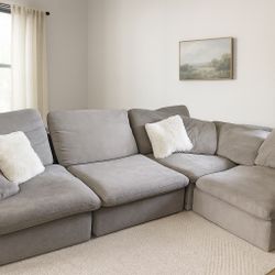 Modern Gray Modular Cloud Couch Sectional – Deep Seat Sofa – 4 Piece Set – Removable Covers – Smoke Free – Professionally Cleaned – Delivery Available