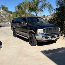 2002 Ford Excursión 150.000 Miles $3500obo