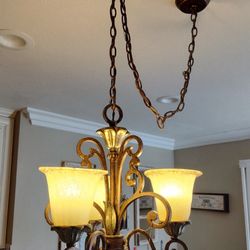 Chandelier 