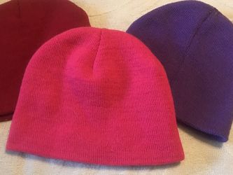 Red,purple,& pink beanies