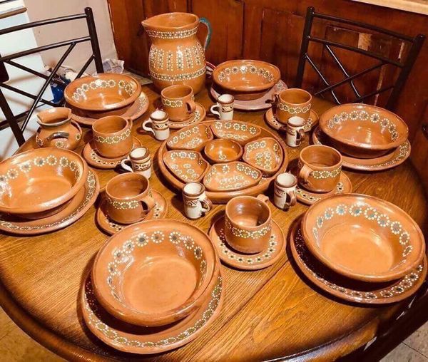 Mexican Clay Crockery Set for 6 person 39 pieces for Sale in Pasadena
