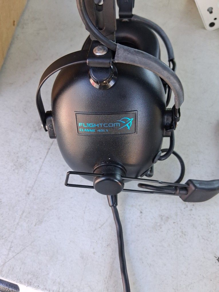 Flightcom Classic 4dlx Aviation Headphones