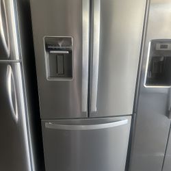 30 Wide French Door Refrigerator 