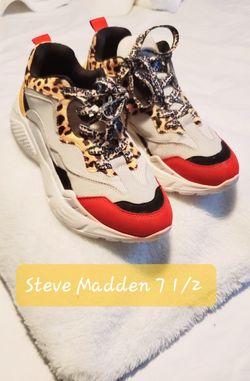 Steve Madden #7.5