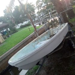 12 Ft Fiberglass Boat 