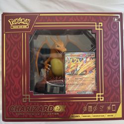 Charizard es super premium collection