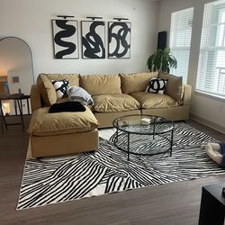 Albany Park Kova Sectional w/Ottoman