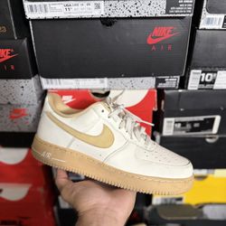 Nike Air Force 1 Low '07 Sail Sesame size 10W 8.5M  USED But Clean