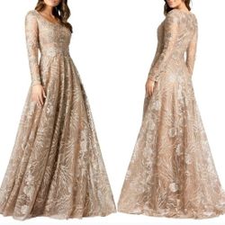 New with tags 
Plus size Mac Duggal 20285 Sz 20 JEWEL
ENCRUSTED LONG SLEEVE SQUARE
NECK GOWN