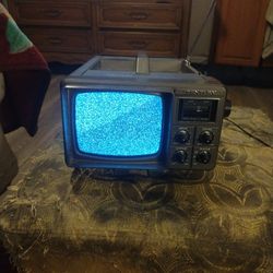 Bentley 1985 Model Tv