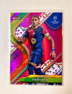 Topps Finest Raphinha Refractor /125 FC Barcelona