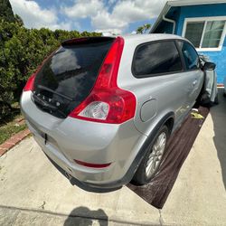 2011 Volvo c30 (FOR PARTS)