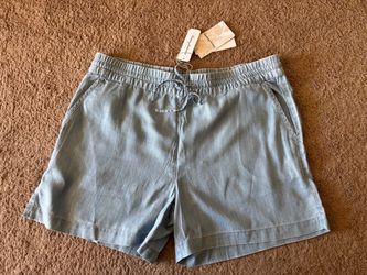 New Women’s Tommy Bahama 5” Chambray All Day HR Easy Shorts