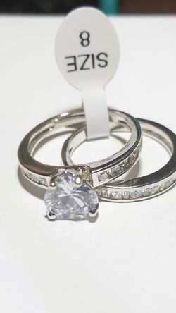Women's wedding engagement promises ring set Heart shape Size 8.0