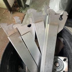 Wall brackets for store display 10 pc 