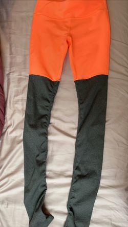 Brand new Alo yoga leggings