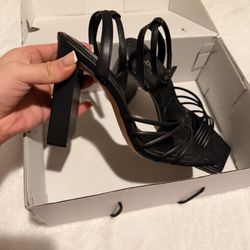 Estela Strappy Heeled Sandals Size 9 Woman’s 