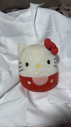 hello kitty squishmallow