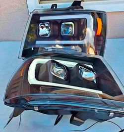 07-14 Tahoe Suburban Avalanche
LED DRL Projector Headlights Luces Focos Micas Faros Faroles Headlamps Chevy