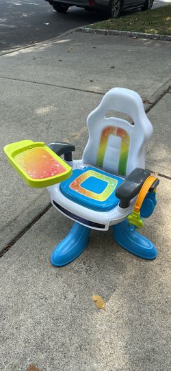 V Tech Kids Gaming Chair With Prop Headphones 