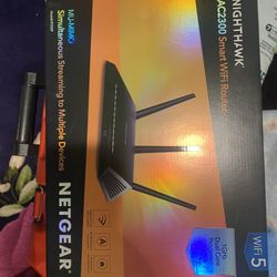 Net gear Nighthawk AC2300 Wifi Router 