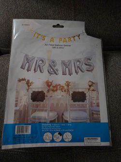 Mr & Mrs Balloon Banner