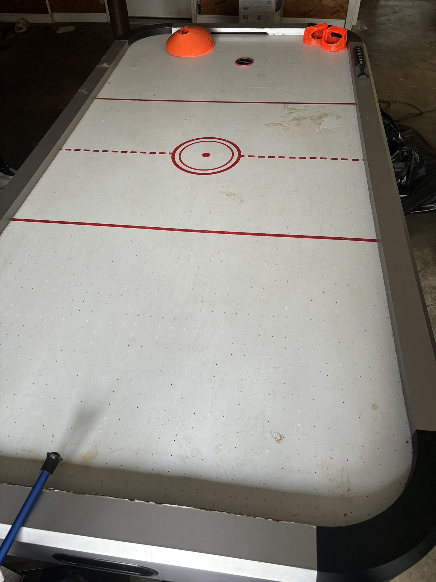 Air Hockey Table