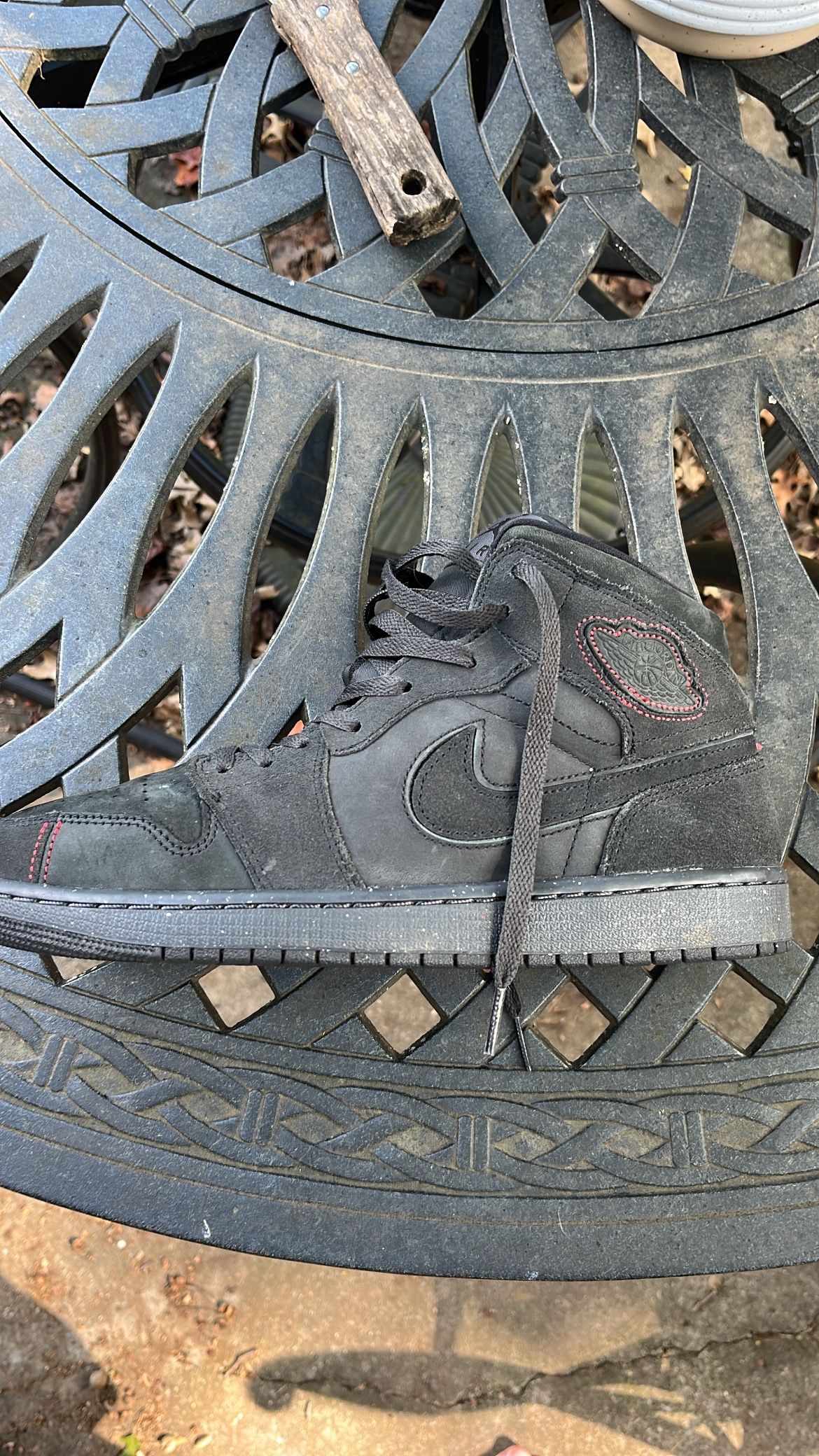 Jordan 1 Mid SE Craft Dark Smoke Red