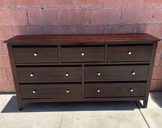 7 Drawer Dresser