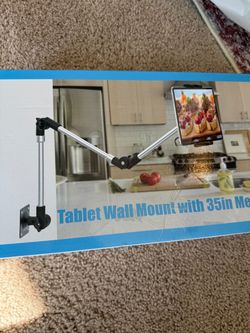 Tablet wall mount