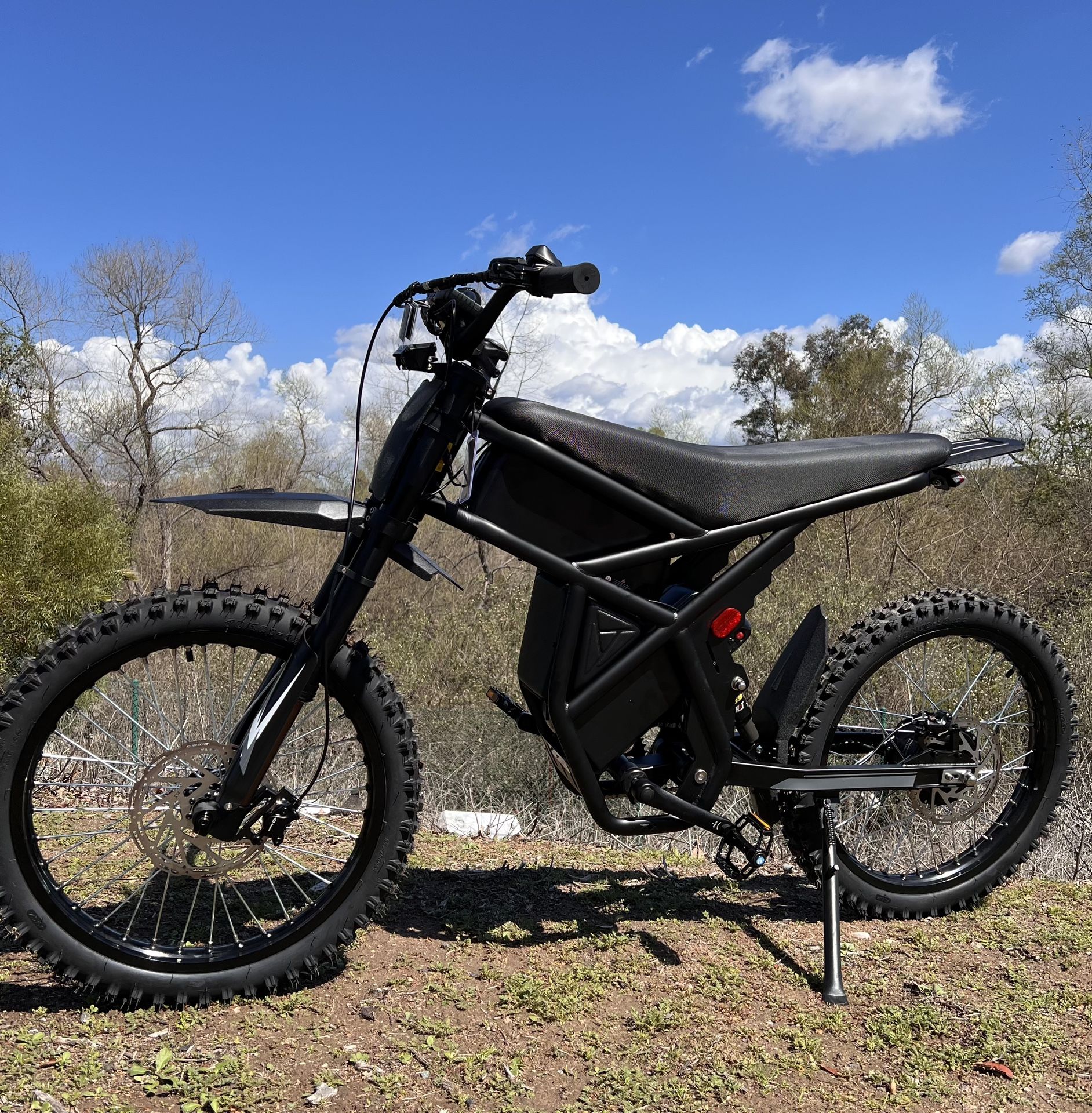 New! GT73 Riding Times Electric Dirt Bike, 37mph, Dual Battery, 2000 W, Free Delivery + Lock!
