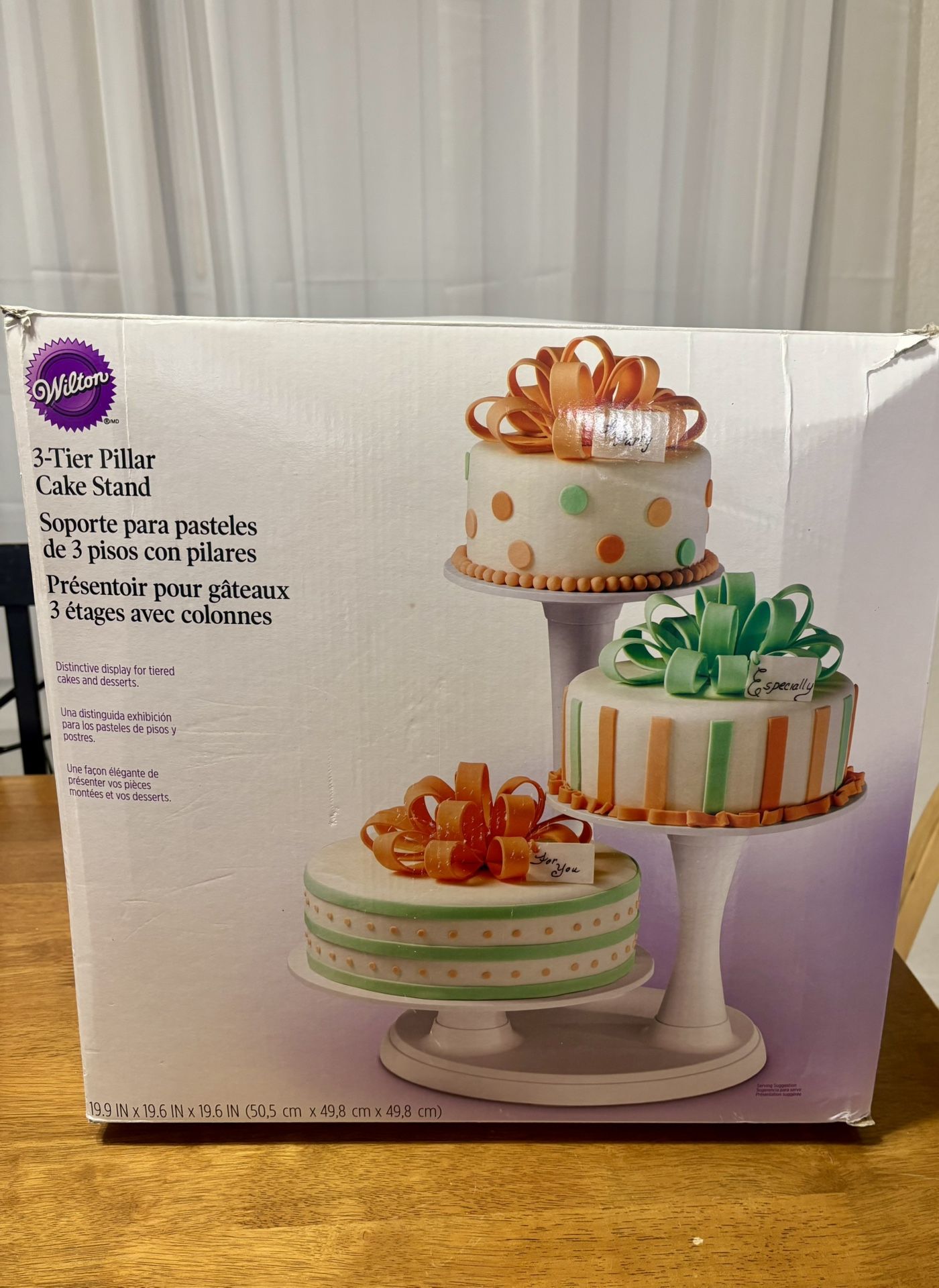 Wilton Pillar 3 -Tier Cake Stand