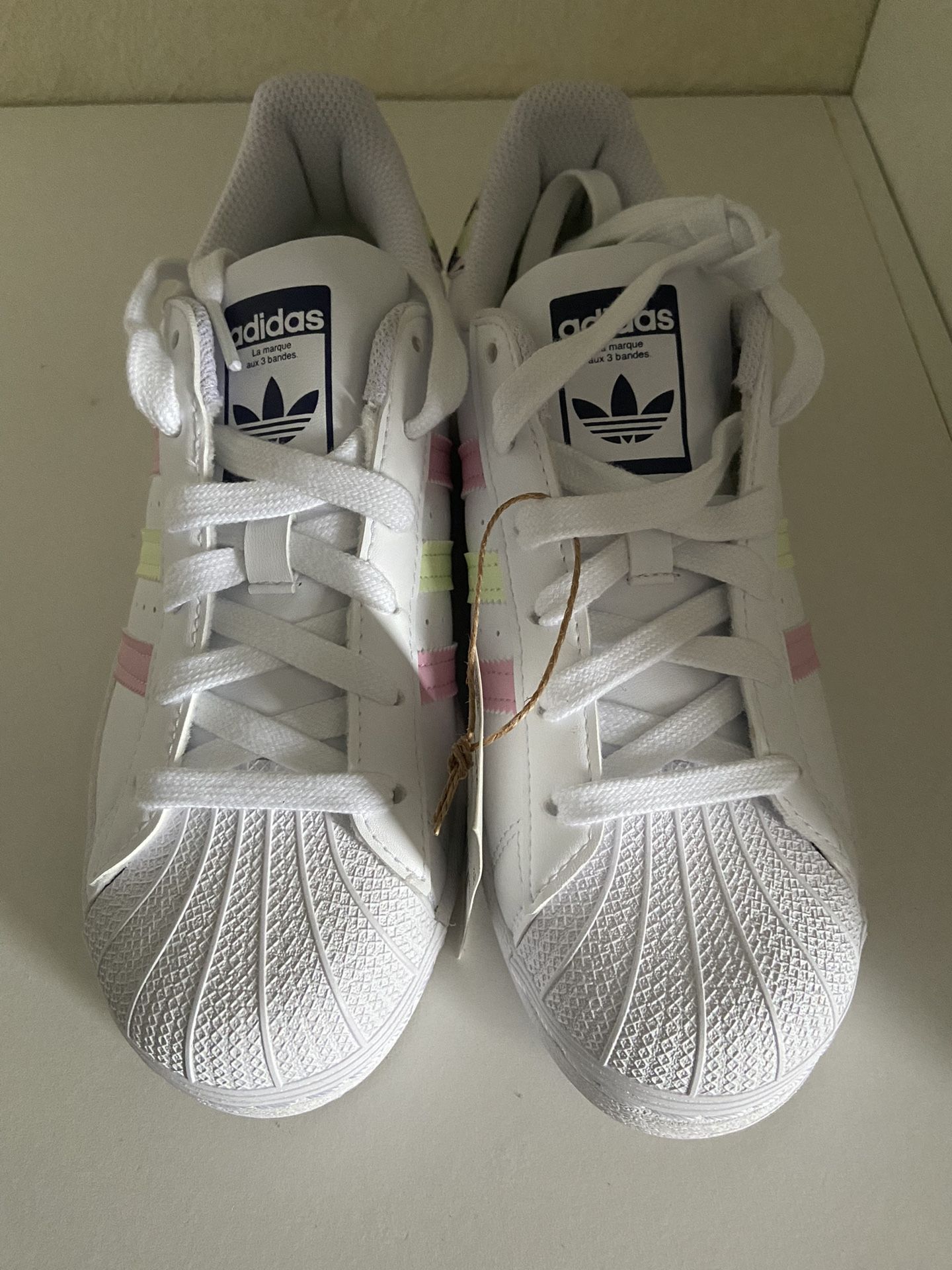Adidas Superstar j Shoes Size 5 1/2