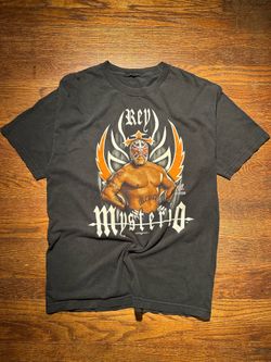 Y2K WWE Rey Mysterio Wrestling Graphic Tee size Medium