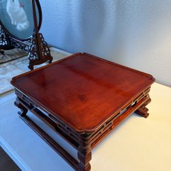 ROSEWOOD STAND 15.25” Square x 7”High 