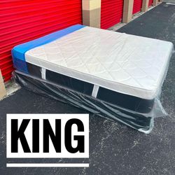 NEW Mattress King Size Plush Pillowtop With Box Spring // Offer  🚚