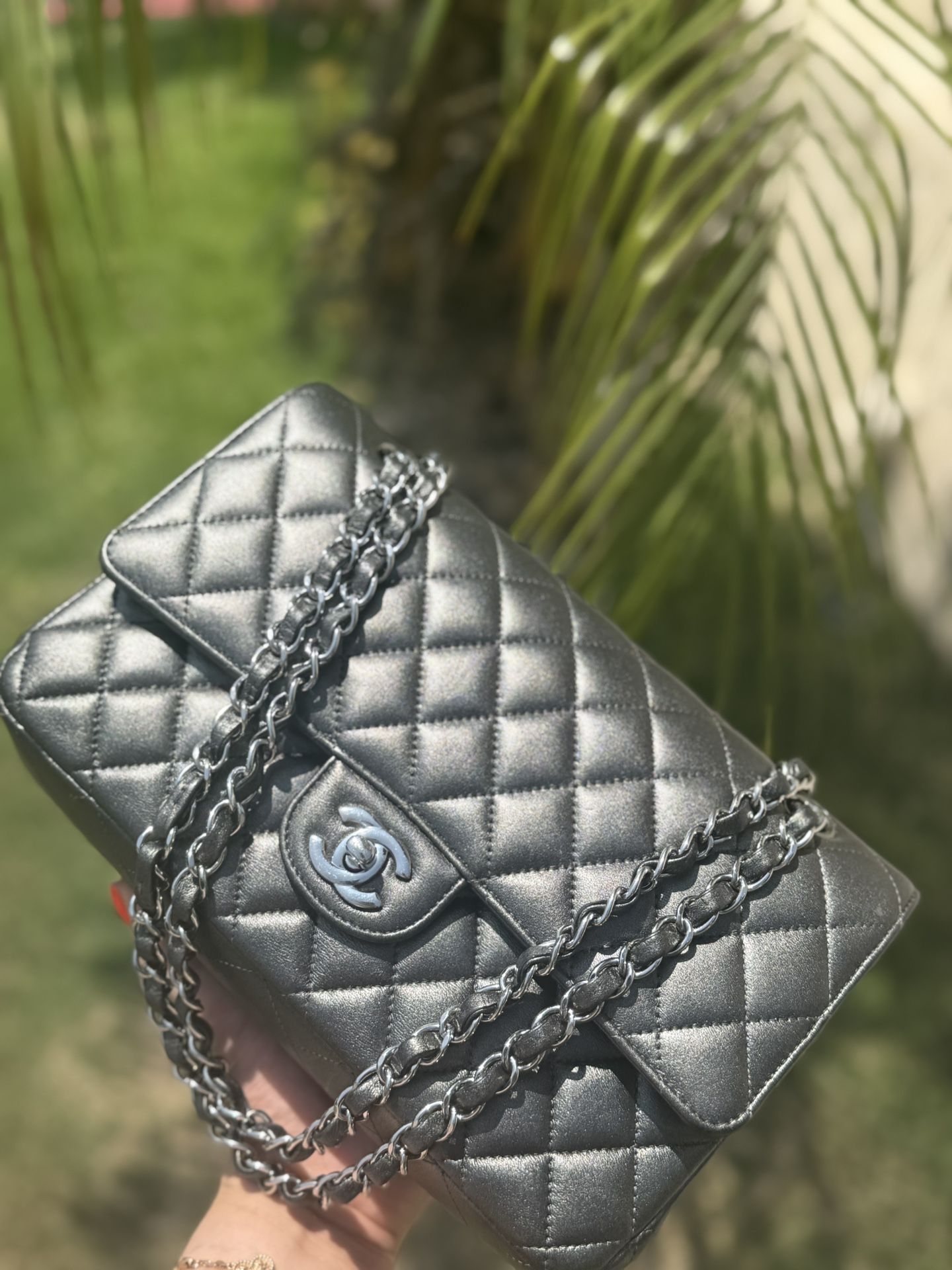 CHANEL Metallic Lambskin Quilted Medium Double Flap