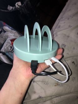 BRAND NEW! Vivitar electronic device charging dock/stand