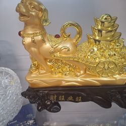 Figura Del Perrito De La Suerte