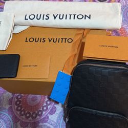 Louis Vuitton Slig Bag And Wallet With Receipt