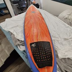 Surfboard 6' 8 "