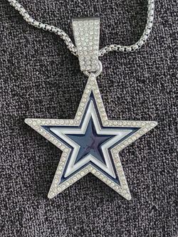 Dallas Cowboys pendant with chain