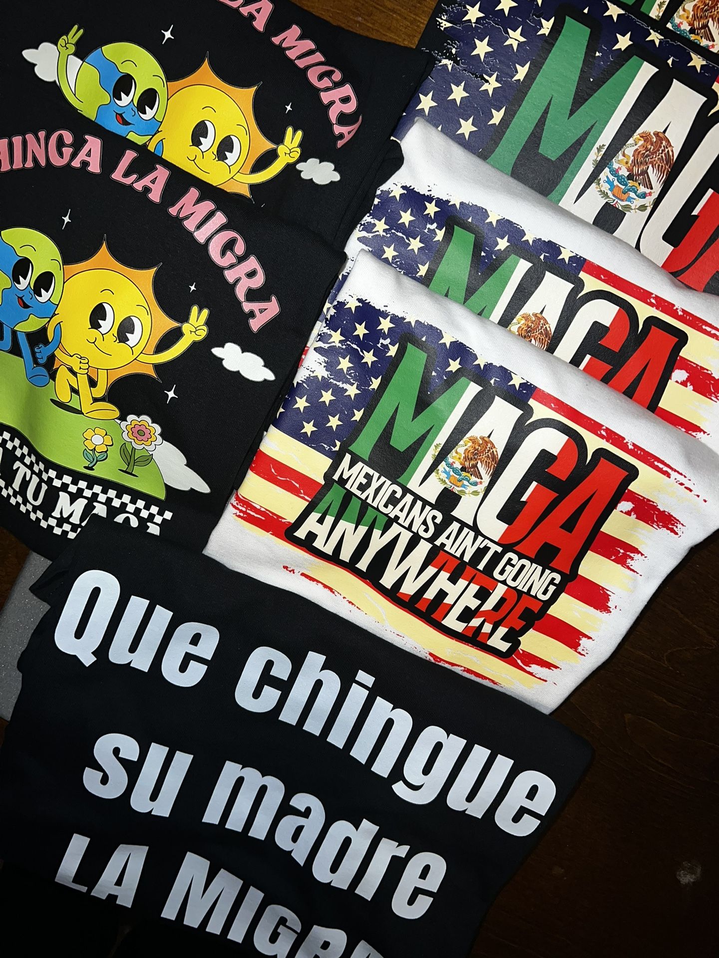 T-shirts/ Camisas