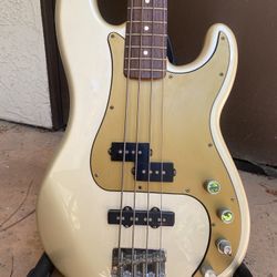 Fender Deluxe Active Precision Bass Special 