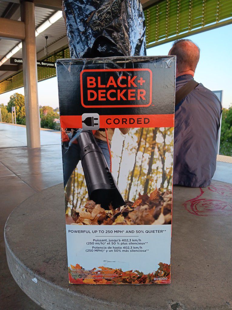 Black And Decker Corded Leaf Blower