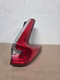 2017 2018 2019 Honda CR-V LED Outer Tail Light Right Passenger Side OEM used