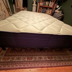 Full Size 12” Mattress with Japanese Style Bed frame 