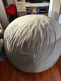 Bean bag chair  Giant 5’ memory foam