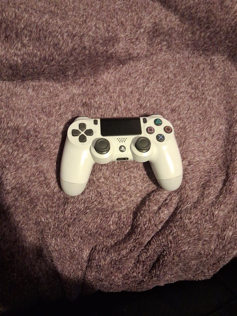 Dualshock 4 controller