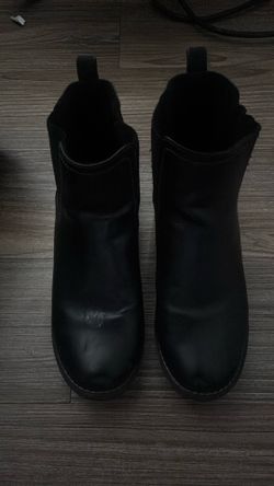 size 9 m